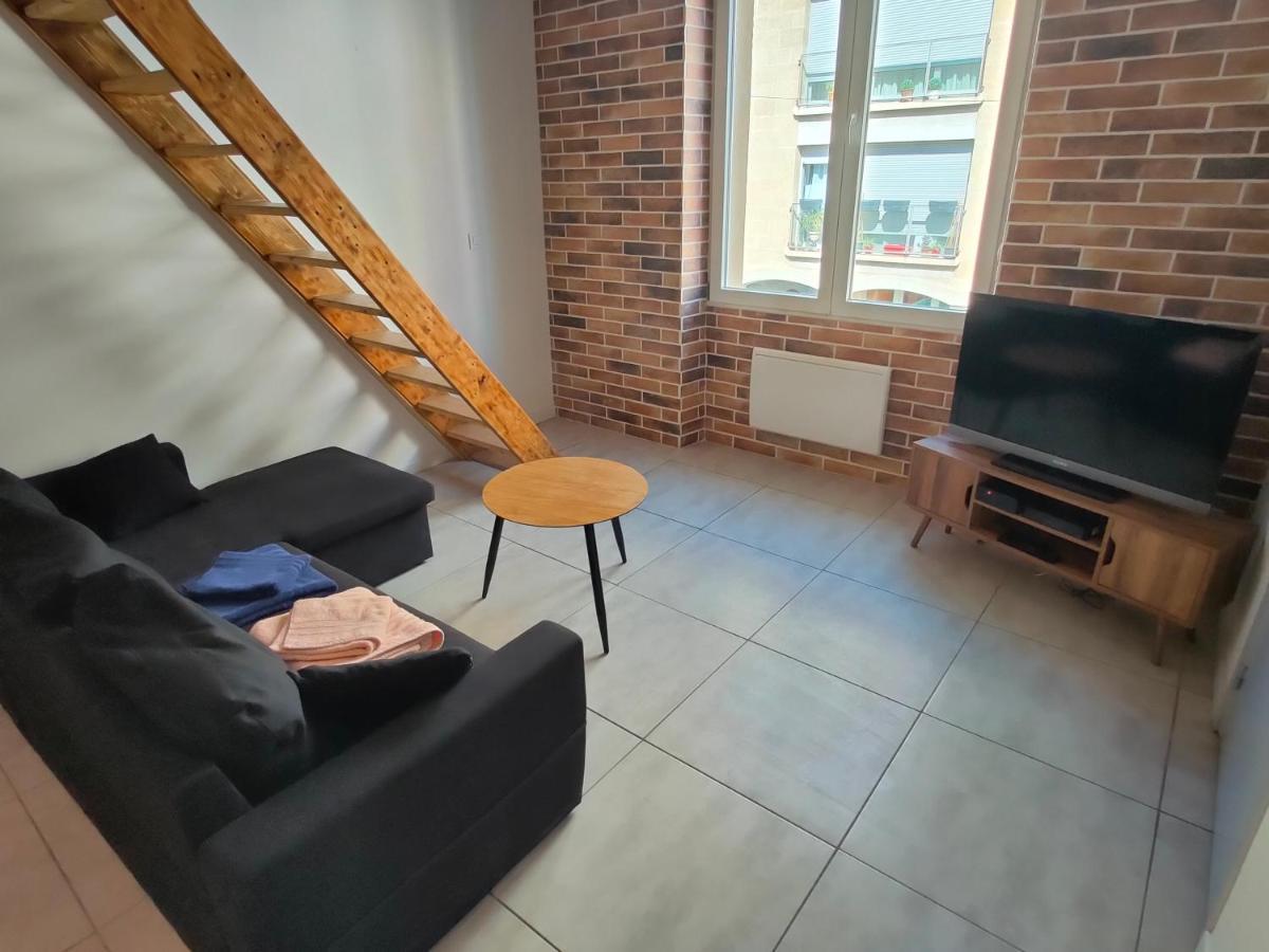 Joli Apparemment Type Loft Apartment Cavaillon Luaran gambar